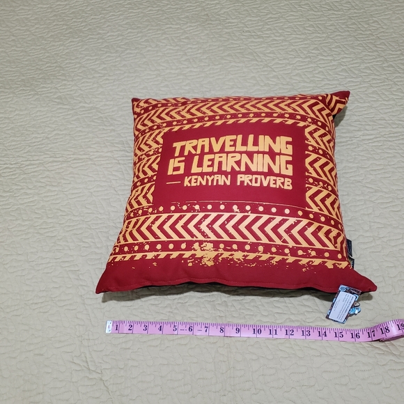 Traveling Is Learning Peperuka accent pillow - Picture 6 of 7